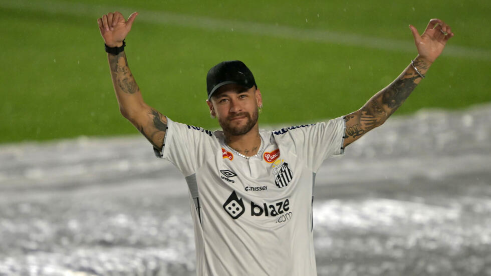 Neymar Regresa al Santos: ¿Una Última Bala o el Renacer de su Carrera en Brasil?